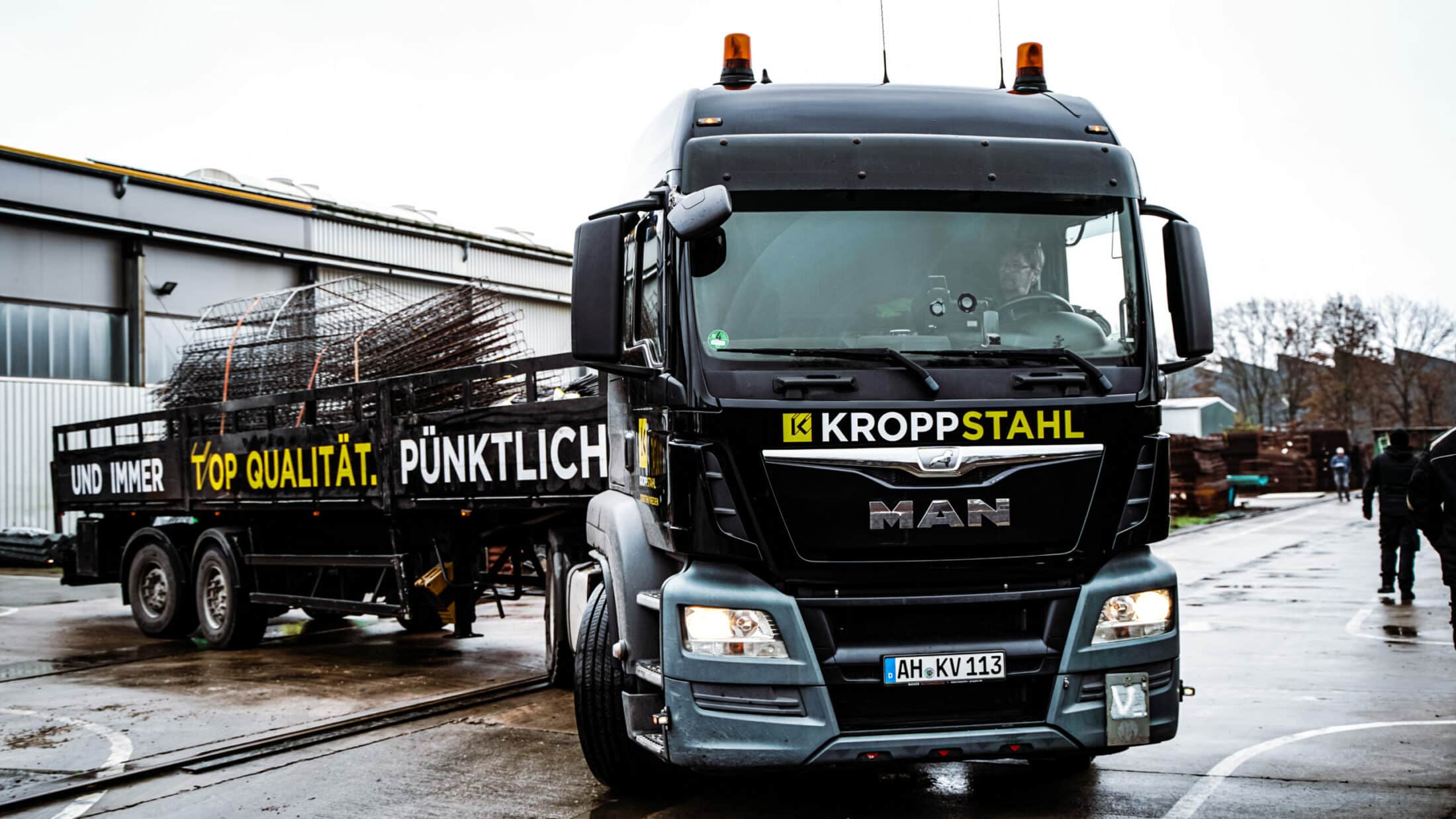 Mitarbeiter der Kropp Stahl GmbH